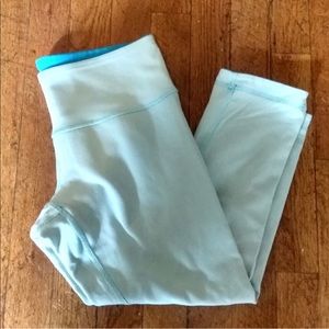 Lululemon Blue Reversible Cropped Leggings